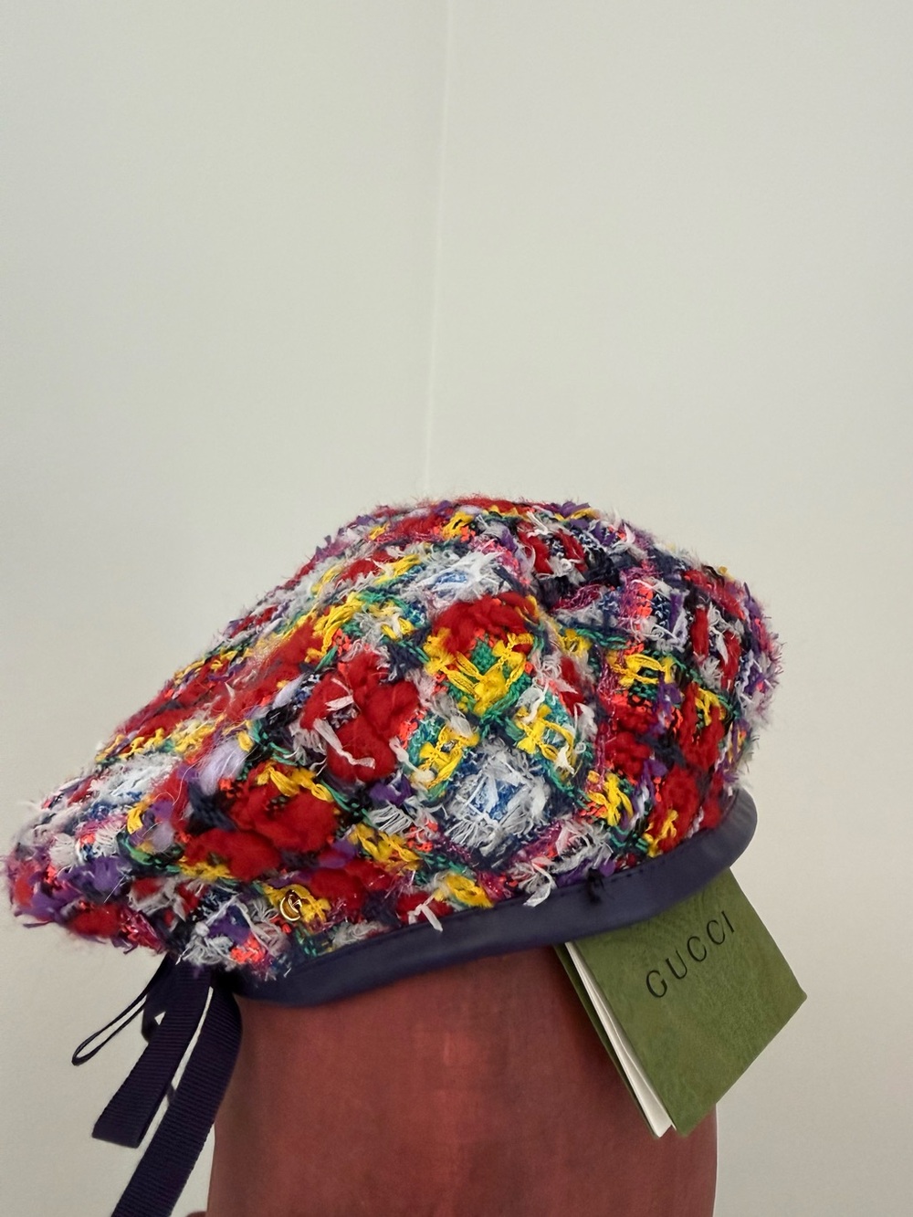 New $850 Gucci Women Checked Tweed Beret Hat Size M